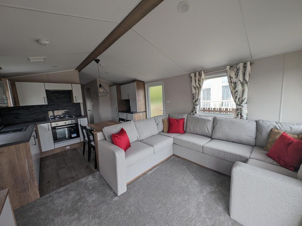 2 bed property for sale in Manor Road, Hayling Island PO11, £41,250