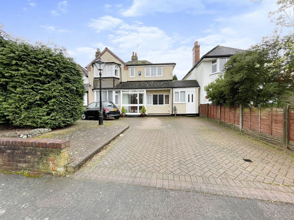 4 bed detached house for sale in Sutton Oak Road, Sutton Coldfield B73