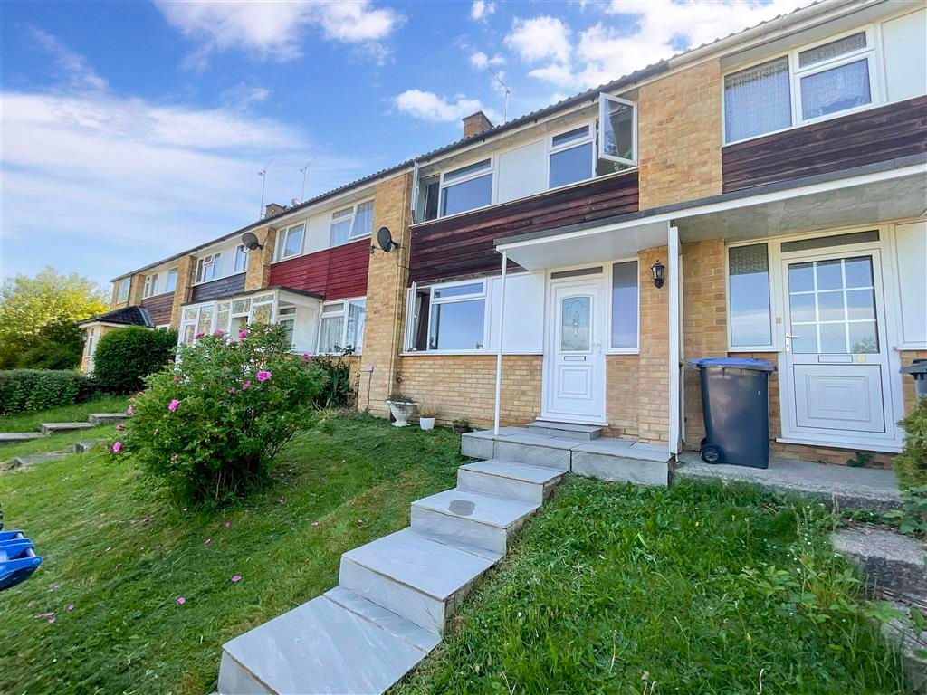 3 bed terraced house for sale in Kennedy Avenue, East Grinstead, West