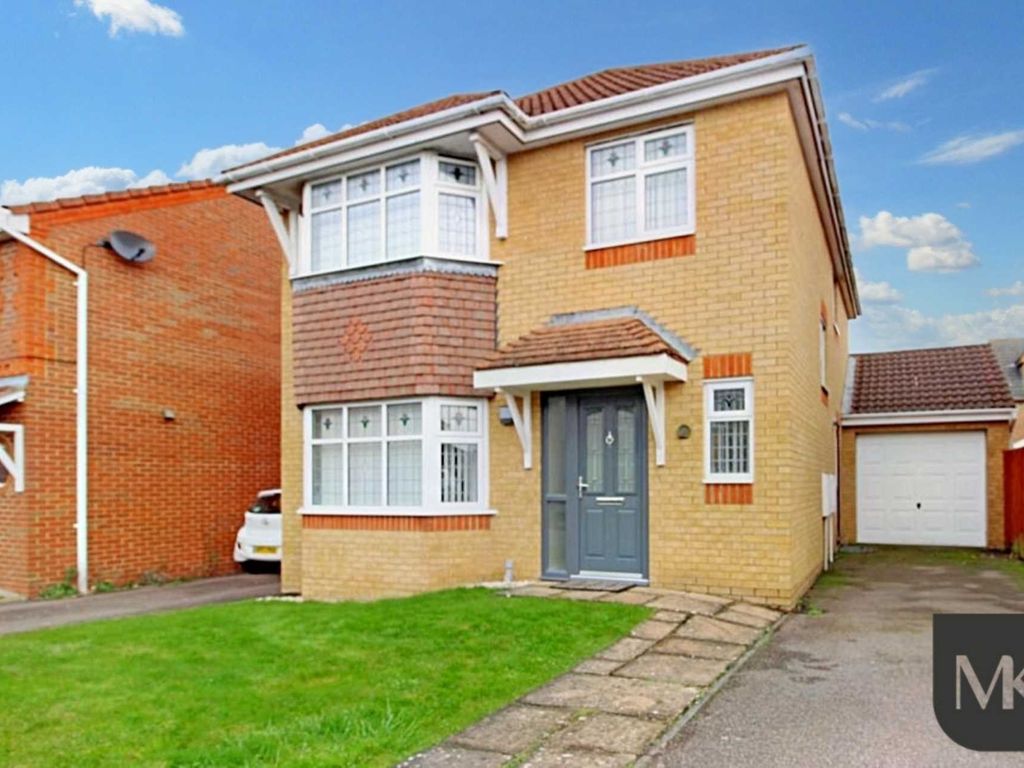 4 bed detached house to rent in Wiltshire Way, Bletchley MK3, £2,300