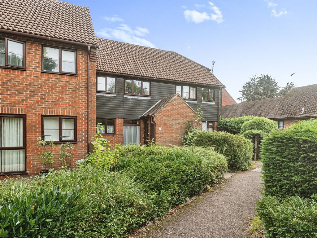 1 bed for sale in Binfields Close, Chineham, Basingstoke