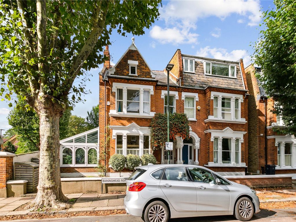 Baronsmead Road, London SW13  