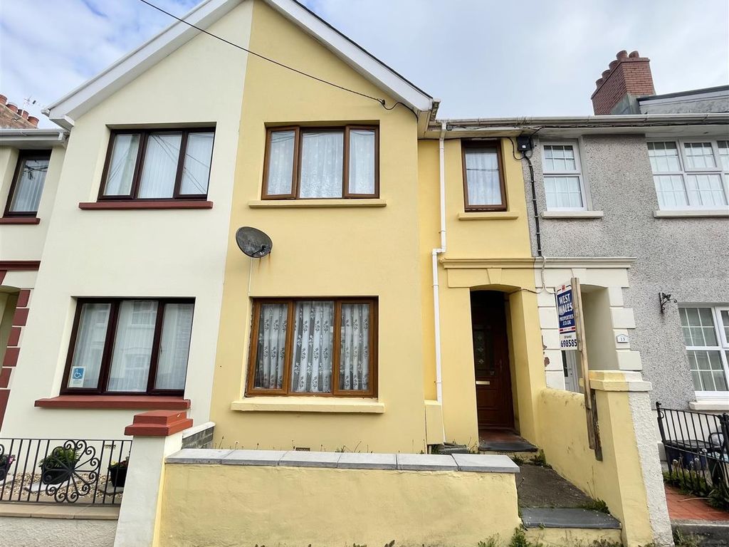 2 bed terraced house for sale in Dartmouth Gardens, Milford Haven SA73