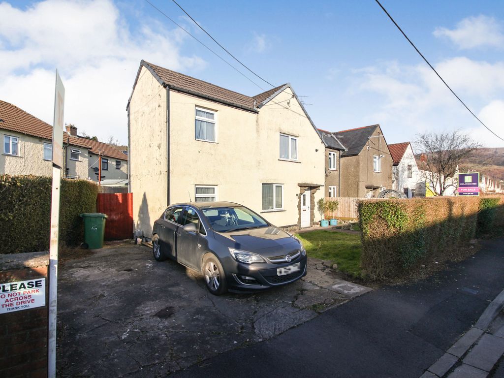 4 bed semidetached house for sale in Elm Street, Rhydyfelin