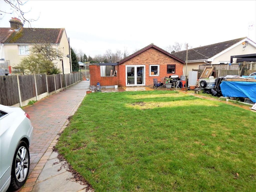 2 bed detached bungalow for sale in Bobbing Hill, Bobbing