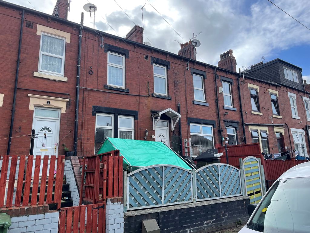 2 Bed Terraced House For Sale In Longroyd Avenue Beeston Leeds Ls11