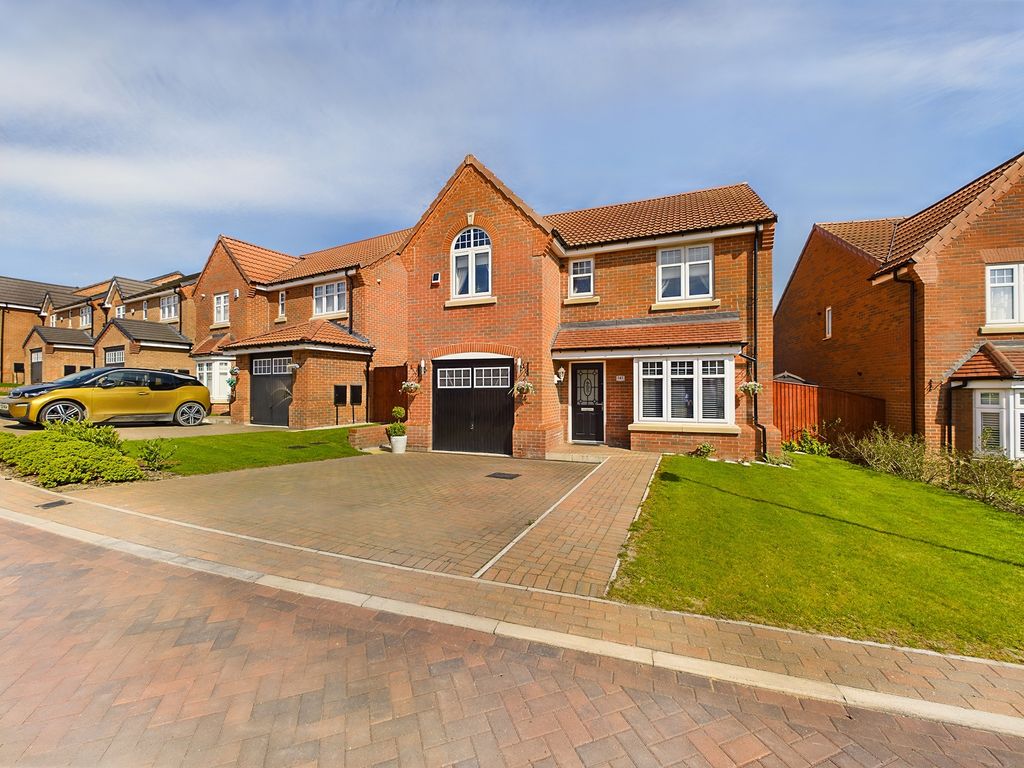 4 bed detached house for sale in Amberwood Chase, Dewsbury WF12 Zoopla