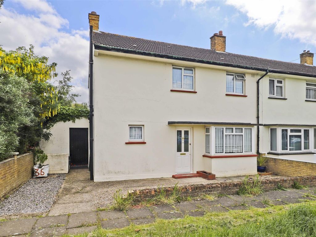 3 bed end terrace house for sale in Mulberry Crescent, West Drayton UB7