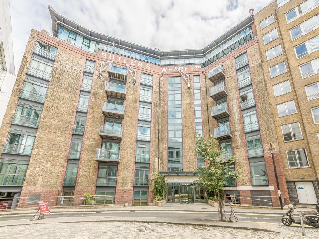 2 bed flat to rent in Shad Thames, London SE1, £3,900 pcm Zoopla