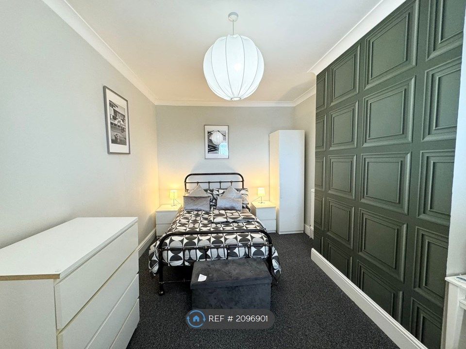 1 bed flat to rent in Leigh Road, Eastleigh SO50, £1,490 pcm Zoopla