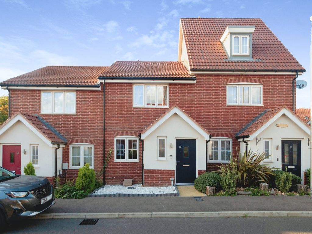 2 bed terraced house for sale in Five Oaks Lane, Chigwell IG7 Zoopla