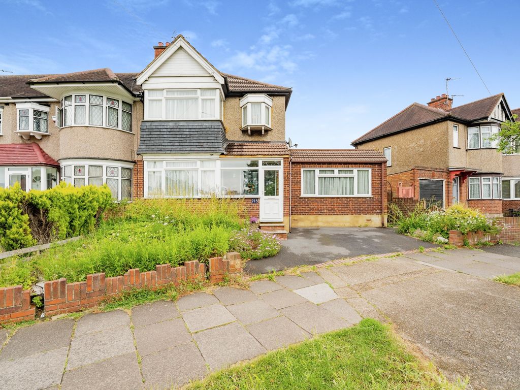 4 Bed End Terrace House For Sale In Victoria Road Ruislip Manor