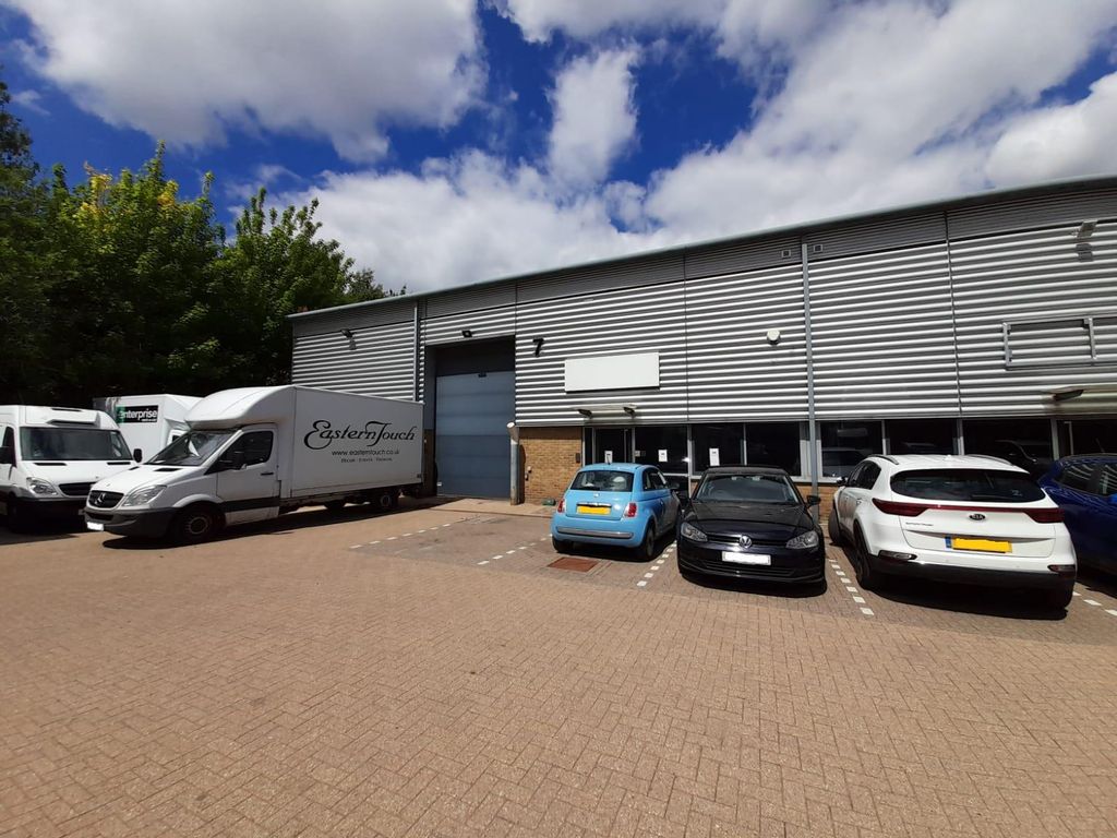 Warehouse to let in Unit 7 Bilton Court, Bilton Way, Luton LU1 Zoopla