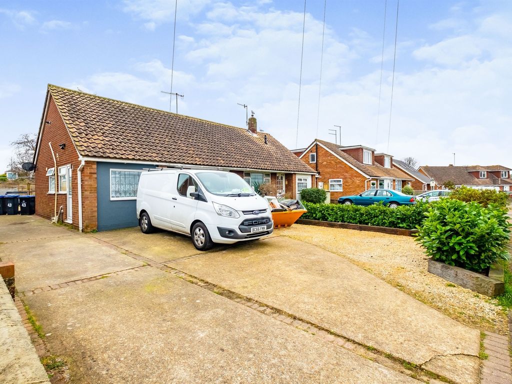 2 bed semidetached bungalow for sale in Thirlmere Crescent, Sompting, Lancing BN15 Zoopla
