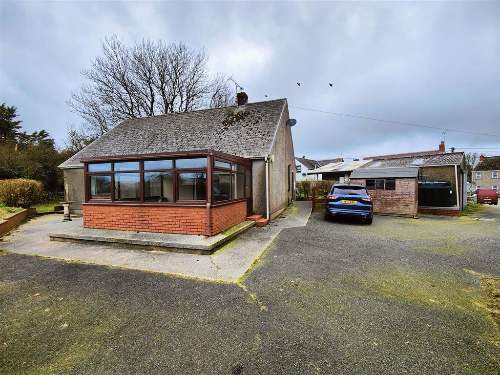 3 bed detached bungalow for sale in Sibrwd Y Dail, Puncheston, Haverfordwest SA62, £225,000 Zoopla