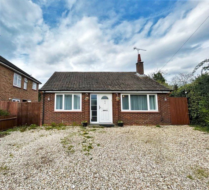 2 bed bungalow for sale in Longfield Road, Ash, Surrey GU12 Zoopla