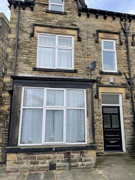 1 bed flat to rent in Hollyshaw Lane, Halton, Leeds LS15, £425 pcm Zoopla