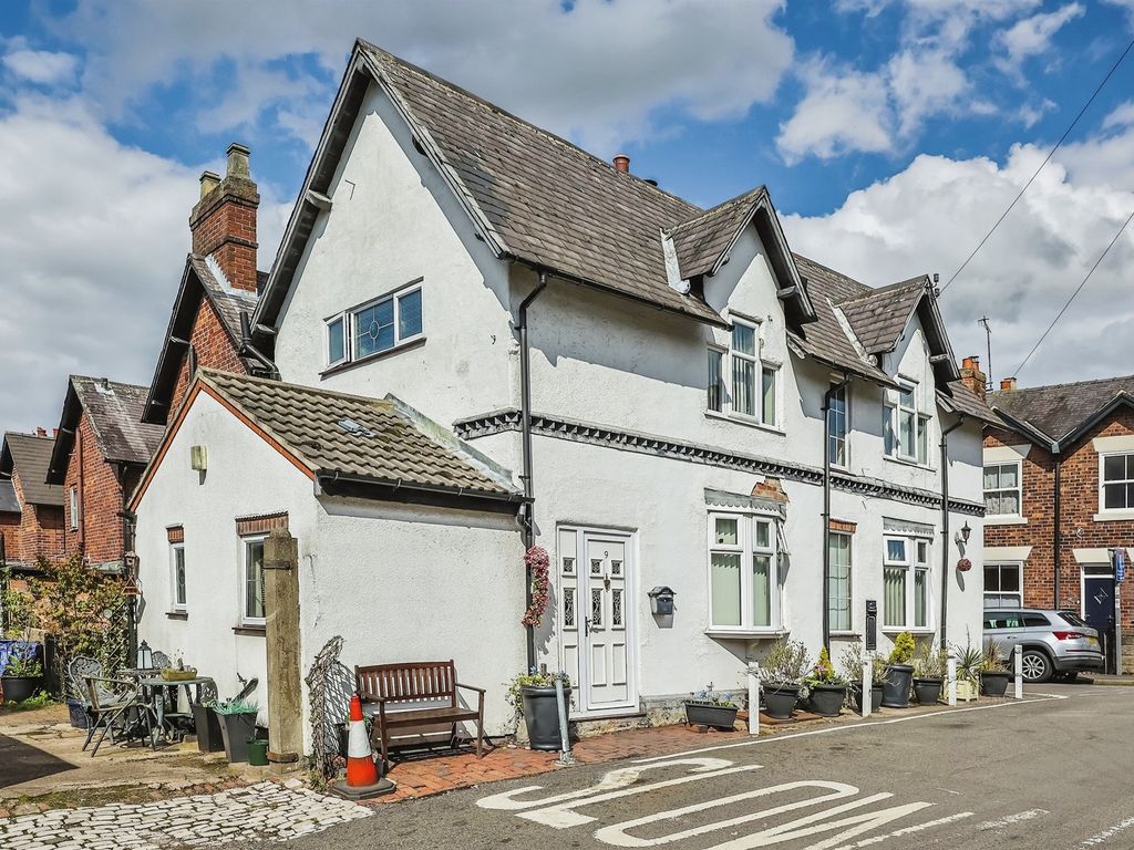 2 bed end terrace house for sale in Lodge Row, Mapperley, Ilkeston DE7