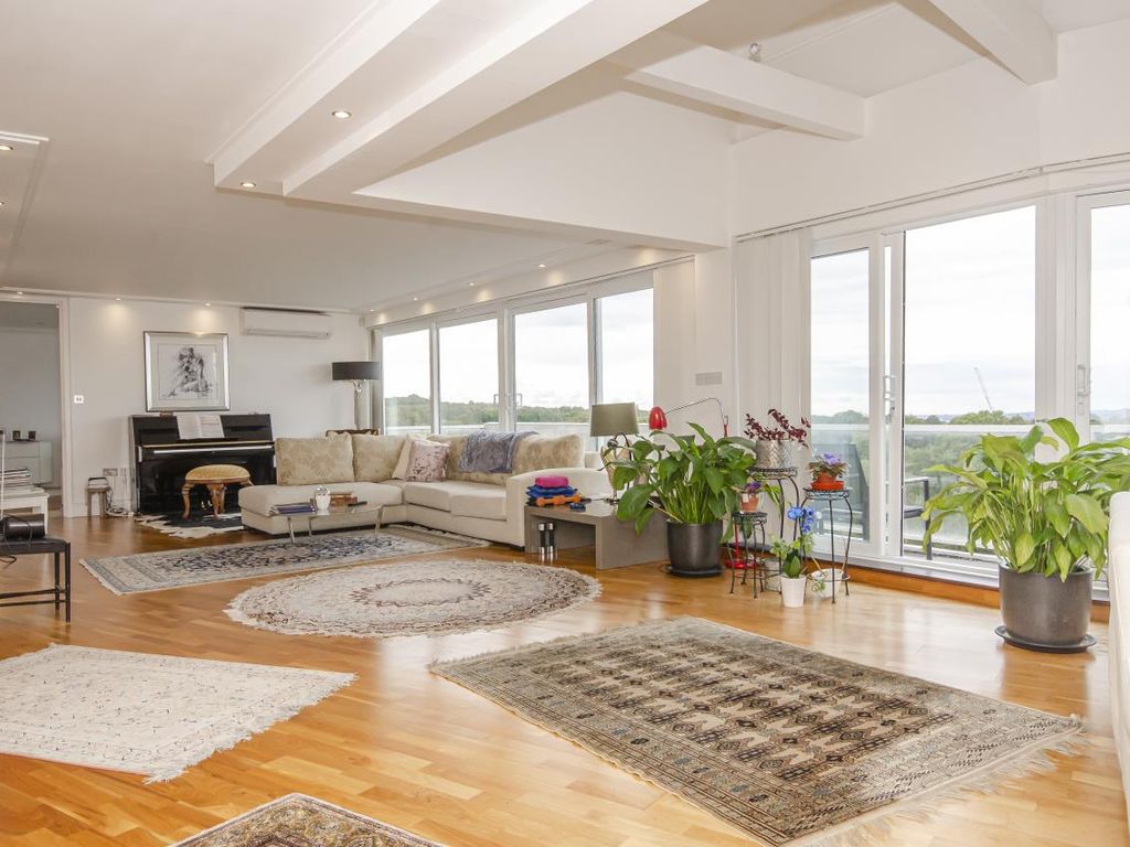 High Sheldon, Sheldon Avenue, Kenwood N6  