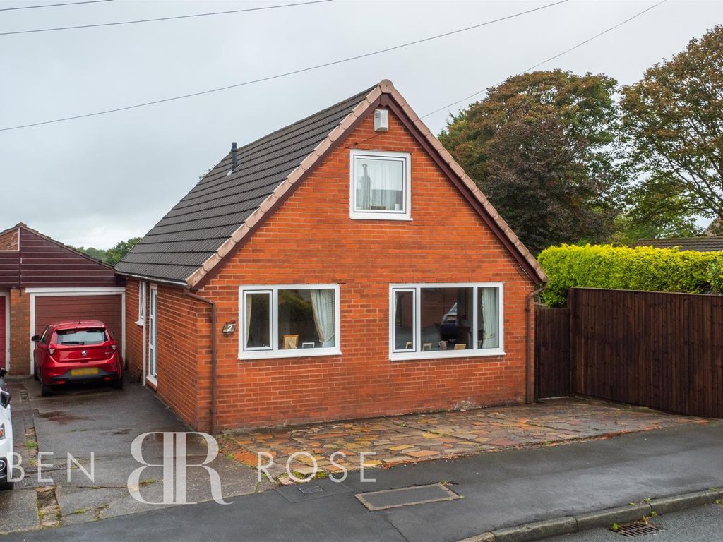 3 bed detached bungalow for sale in Hewlett Avenue, Coppull, Chorley