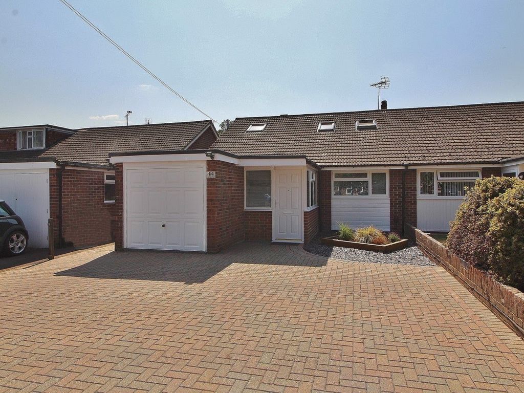 4 bed semidetached bungalow for sale in Ashling Park Road, Denmead