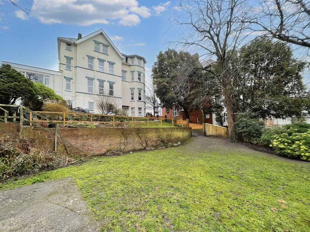 Studio for sale in Spa Road, Bournemouth BH5 Zoopla