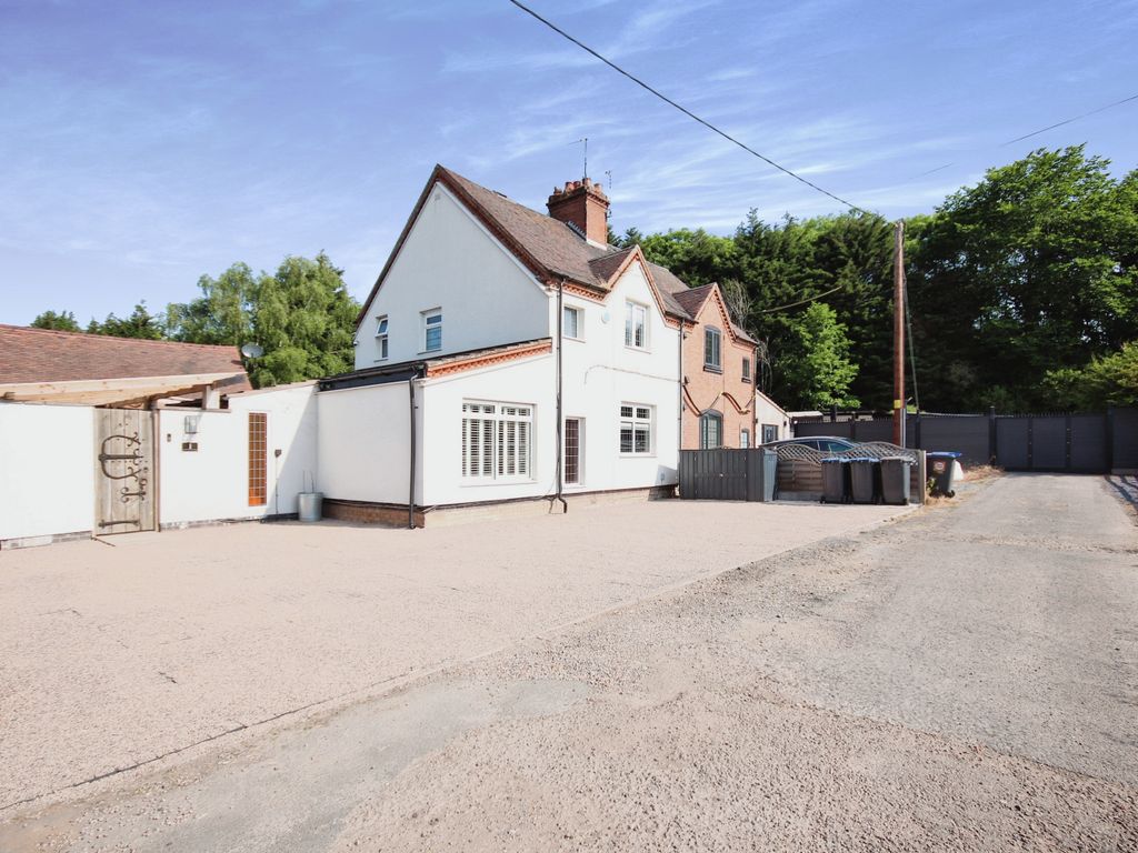 4 bed semidetached house for sale in Brinklow Road., Coventry CV7, £