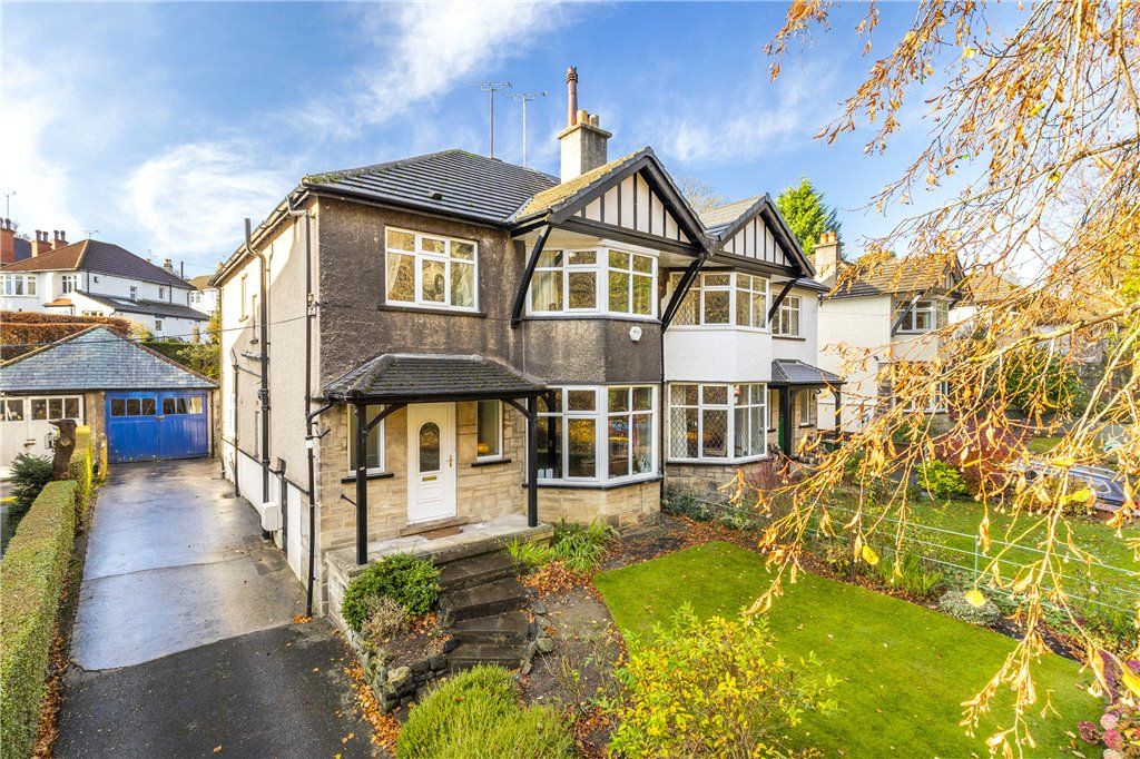 4 bed semidetached house for sale in Gledhow Valley Road, Chapel