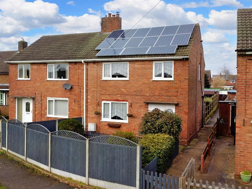 3 bed semidetached house for sale in Broom Close, Calverton, Nottingham NG14 Zoopla