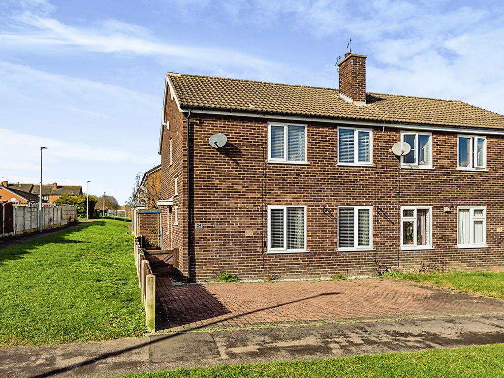 3 bed semidetached house for sale in Oak Close, Rotherham S66 Zoopla