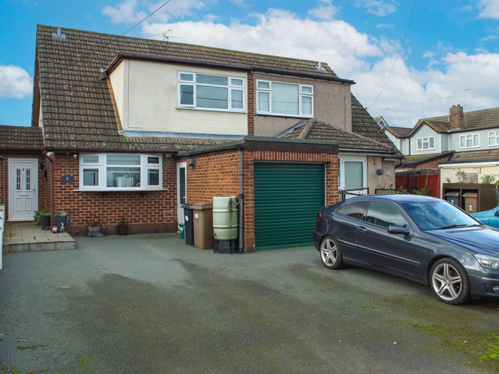 3 bed semidetached house for sale in Mount Pleasant Road, Chelmsford