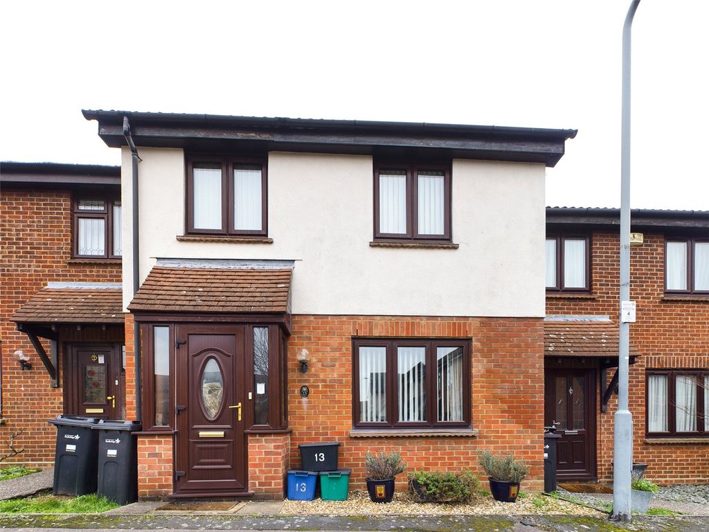 3 bed terraced house for sale in Trafford Close, Ilford IG6 Zoopla