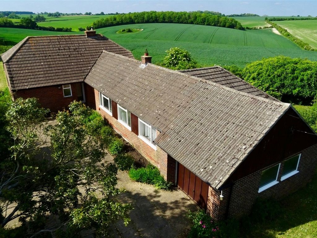 5 bed bungalow for sale in Beedon, Newbury RG20, £550,000 Zoopla