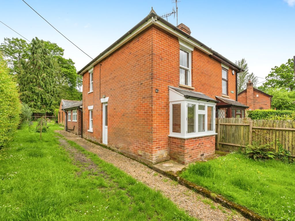 2 bed semidetached house for sale in Bartley Road, Woodlands