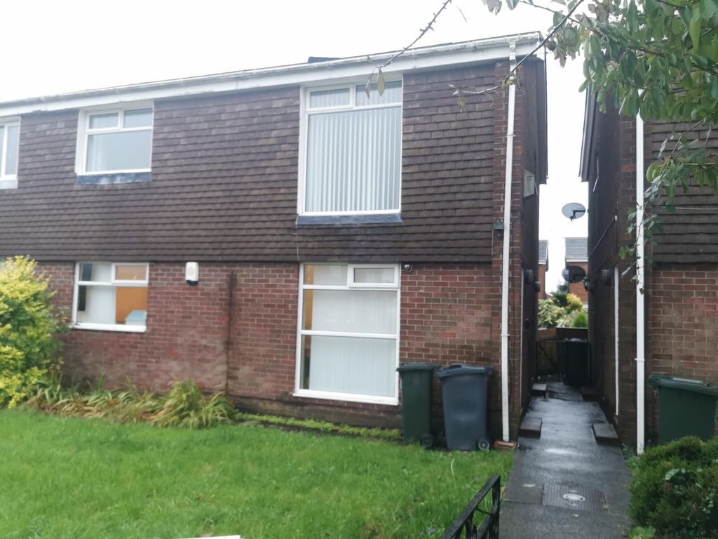 2 bed flat to rent in Peebles Close, North Shields NE29, £695 pcm Zoopla