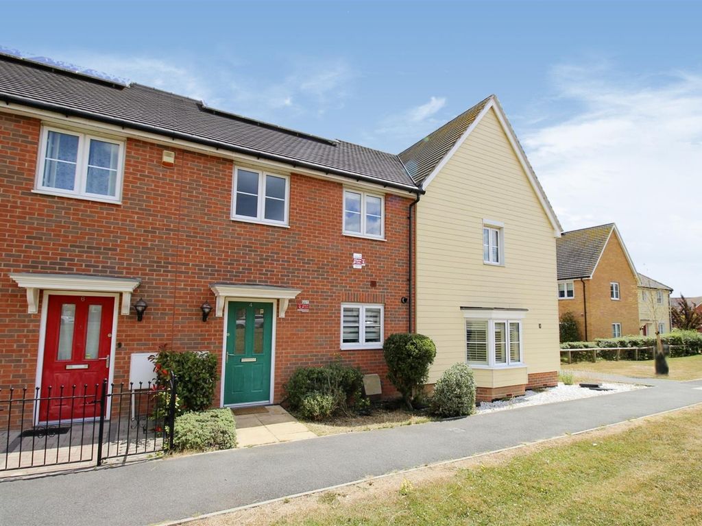 3 bed property for sale in Humbleward Place, Romford RM3 Zoopla