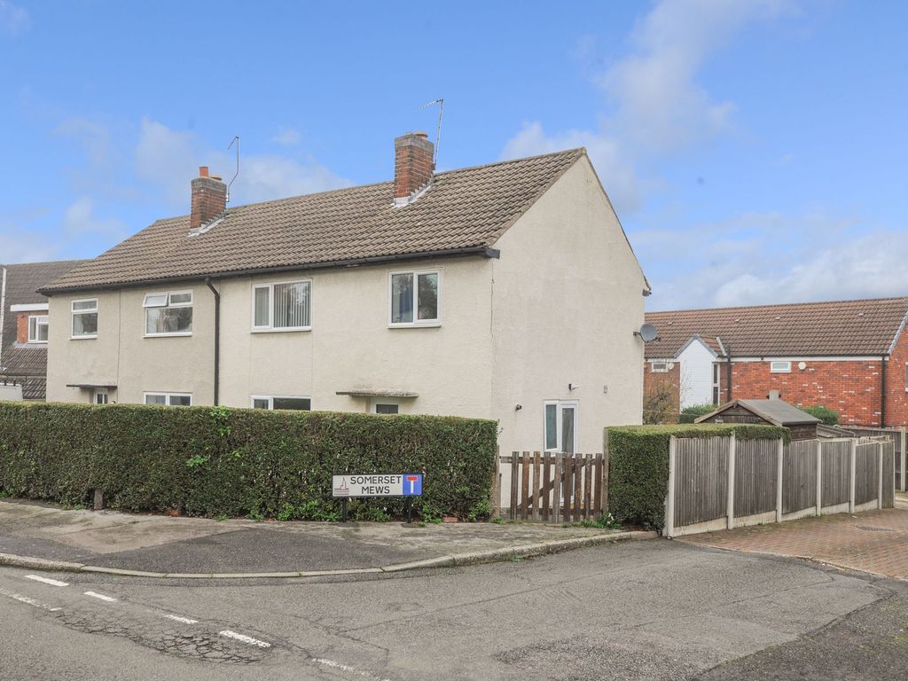 3 bed semidetached house for sale in Somerset Drive, Brimington S43