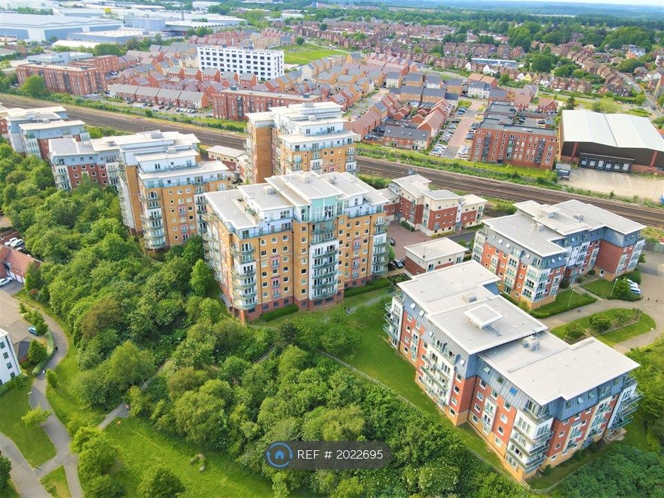 2 bed flat to rent in Winterthur Way, Basingstoke RG21, £1,325 pcm Zoopla