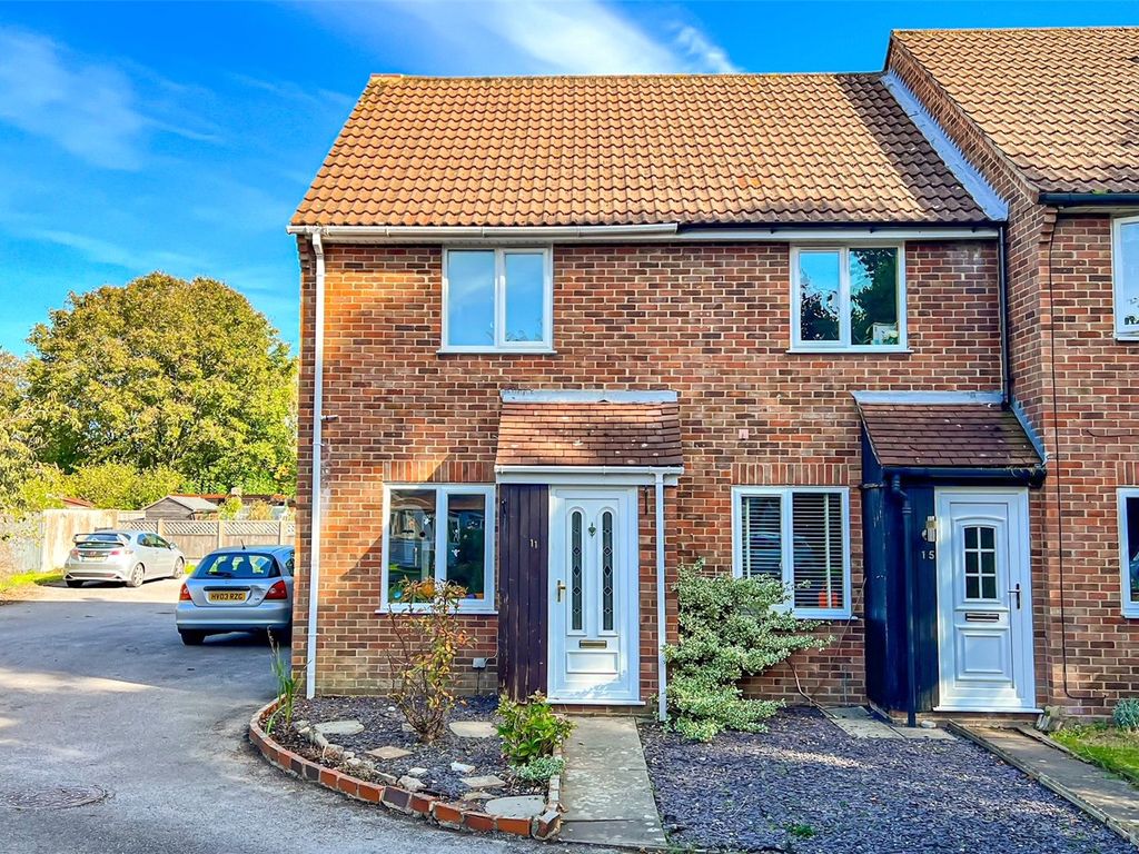 2 bed end terrace house for sale in Wellsmoor, Fareham, Hampshire PO14, £250,000 Zoopla