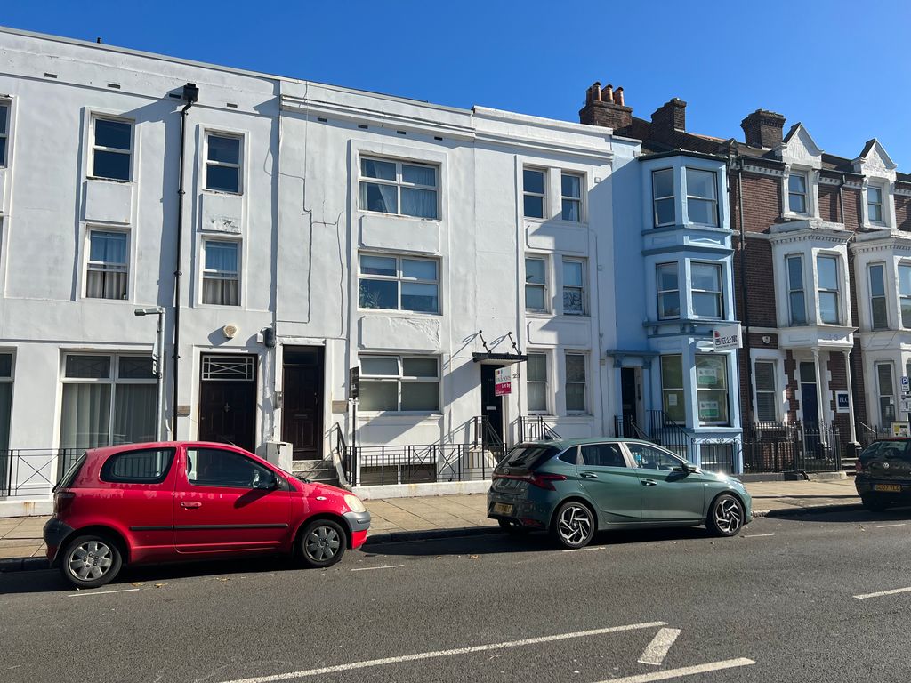 2 bed flat for sale in Hampshire Terrace, Southsea, Portsmouth PO1 Zoopla