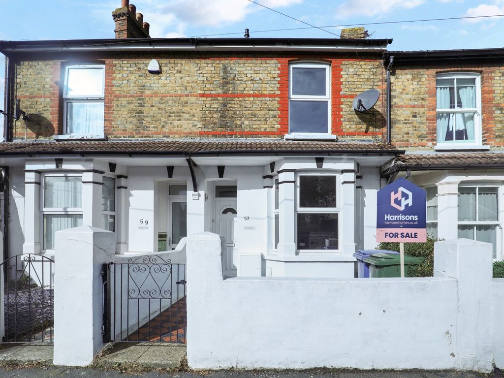 3 bed terraced house for sale in Ufton Lane, Sittingbourne, Kent ME10 Zoopla