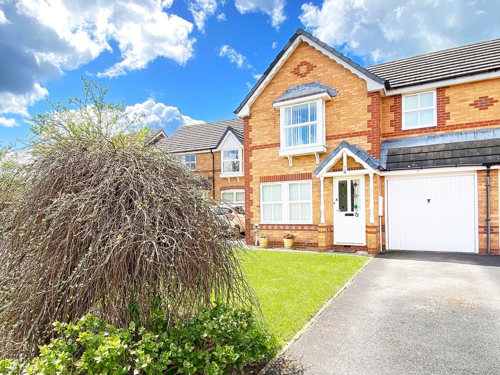 3 bed end terrace house for sale in St. Road, Harrogate HG2