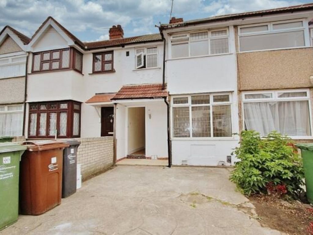 3 bed terraced house for sale in Oval Road North, Dagenham RM10, £