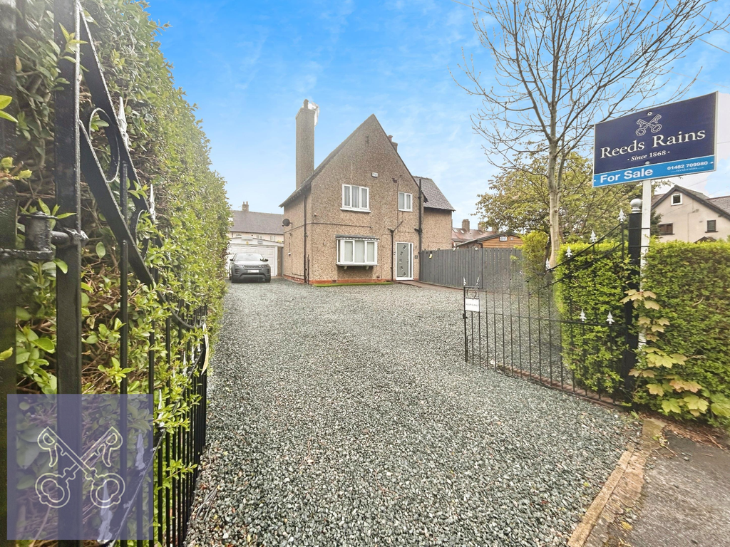 3 bed detached house for sale in Lilac Avenue, Garden Village, Hull