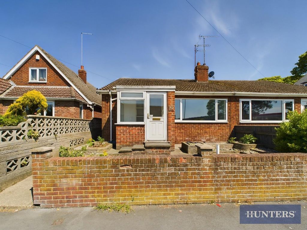 2 bed semidetached bungalow for sale in Scarborough Road, Bridlington
