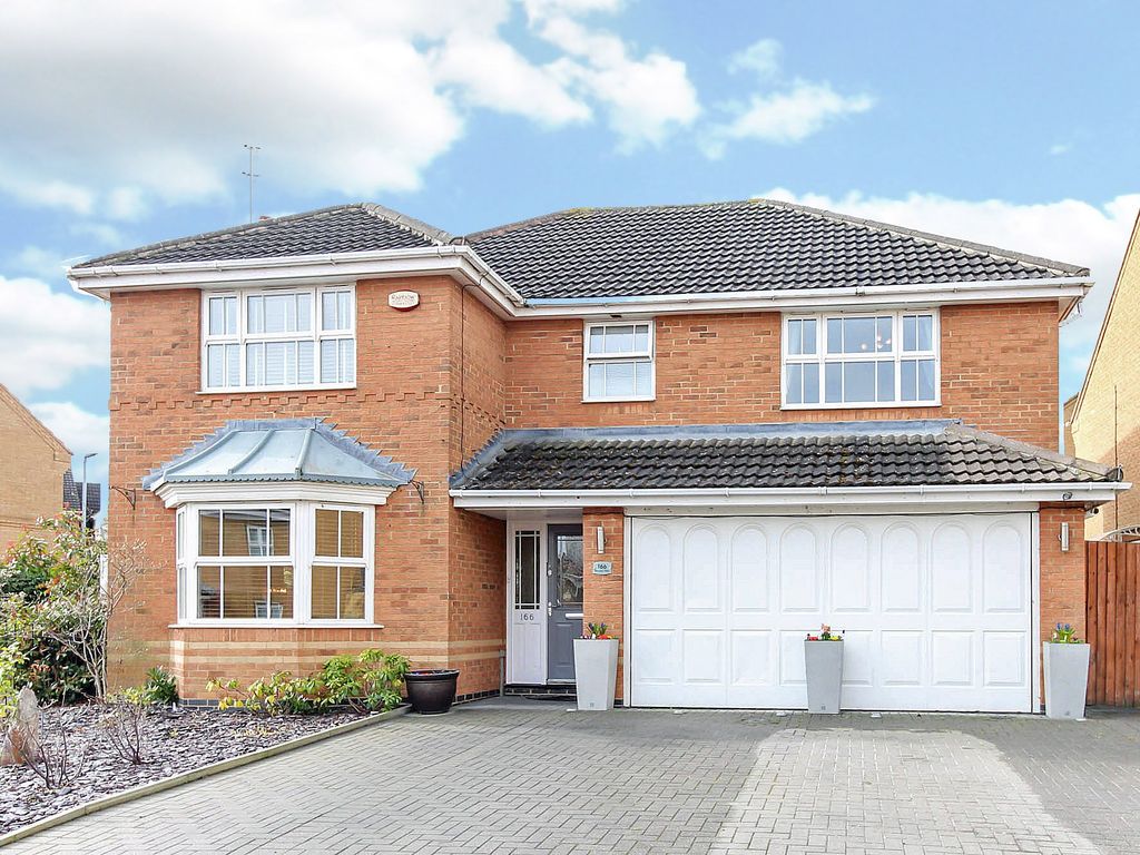 4 bed detached house for sale in Bourton Way, Wellingborough NN8, £