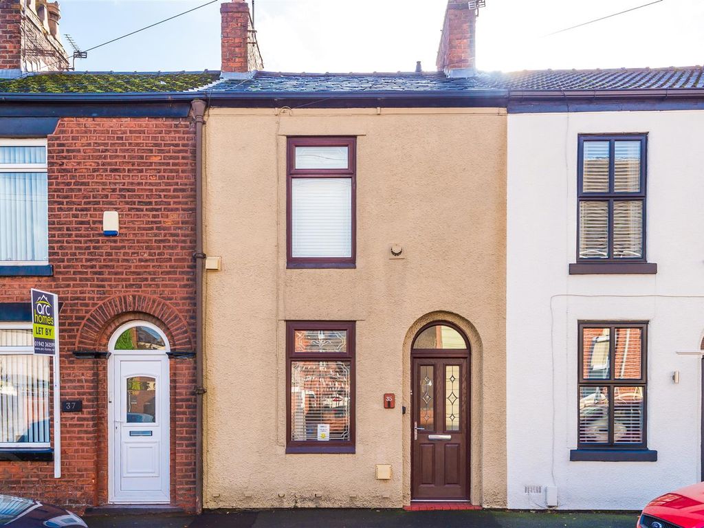 2 bed terraced house for sale in Bolton Old Road, Atherton, Manchester