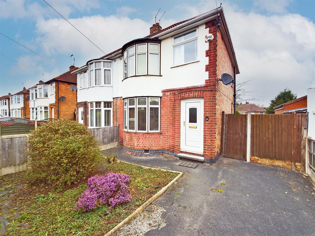 3 bed semidetached house for sale in Foxhill Road, Carlton, Nottingham