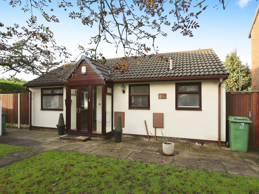 2 bed detached bungalow for sale in Abbeyfield Drive, Liverpool L12, £