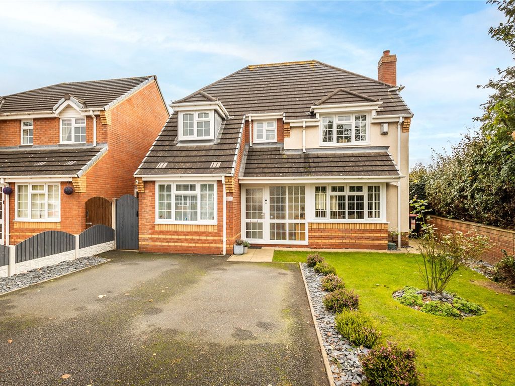 4 bed detached house for sale in Kingsley Drive, Muxton, Telford